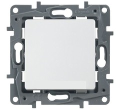 ETIKA  модуль Выключатель 1кл. винты  10А белый (20шт) 672201