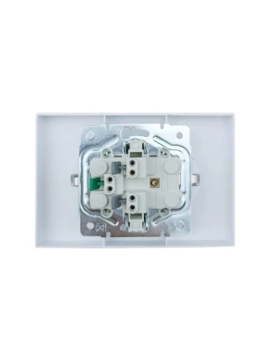 Розетка LEZARD ZIMA Белый 704-0200-127BQC (10шт/120шт)