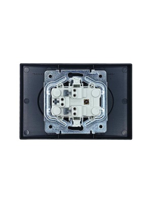 Розетка LEZARD ZIMA Черный бархат 704-4200-128BQC (10шт/120шт)