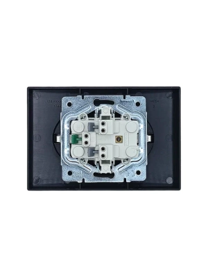 Розетка LEZARD ZIMA Черный бархат 704-4200-127BQC (10шт/120шт)
